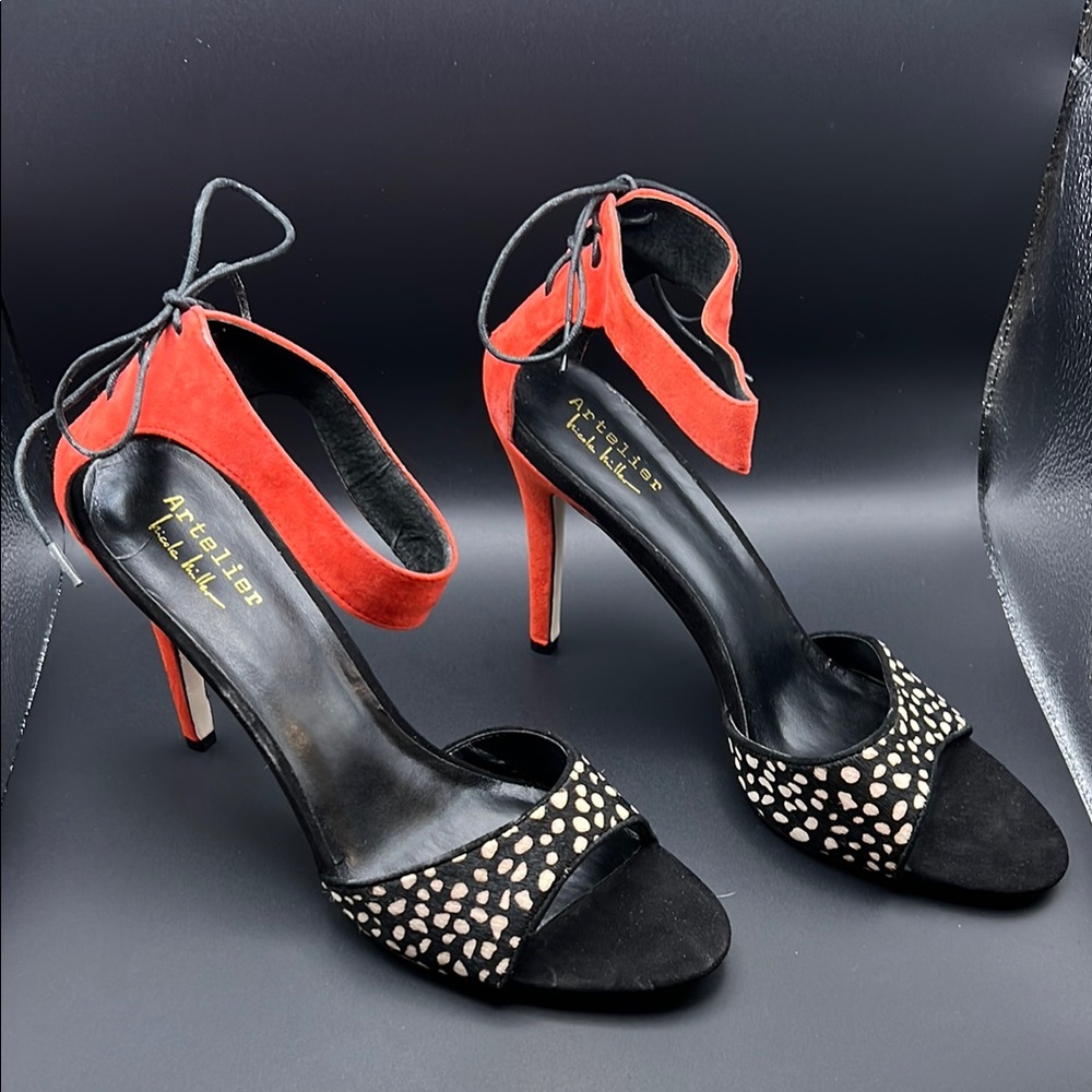 Artelier Nicole Miller Red and Black Heels